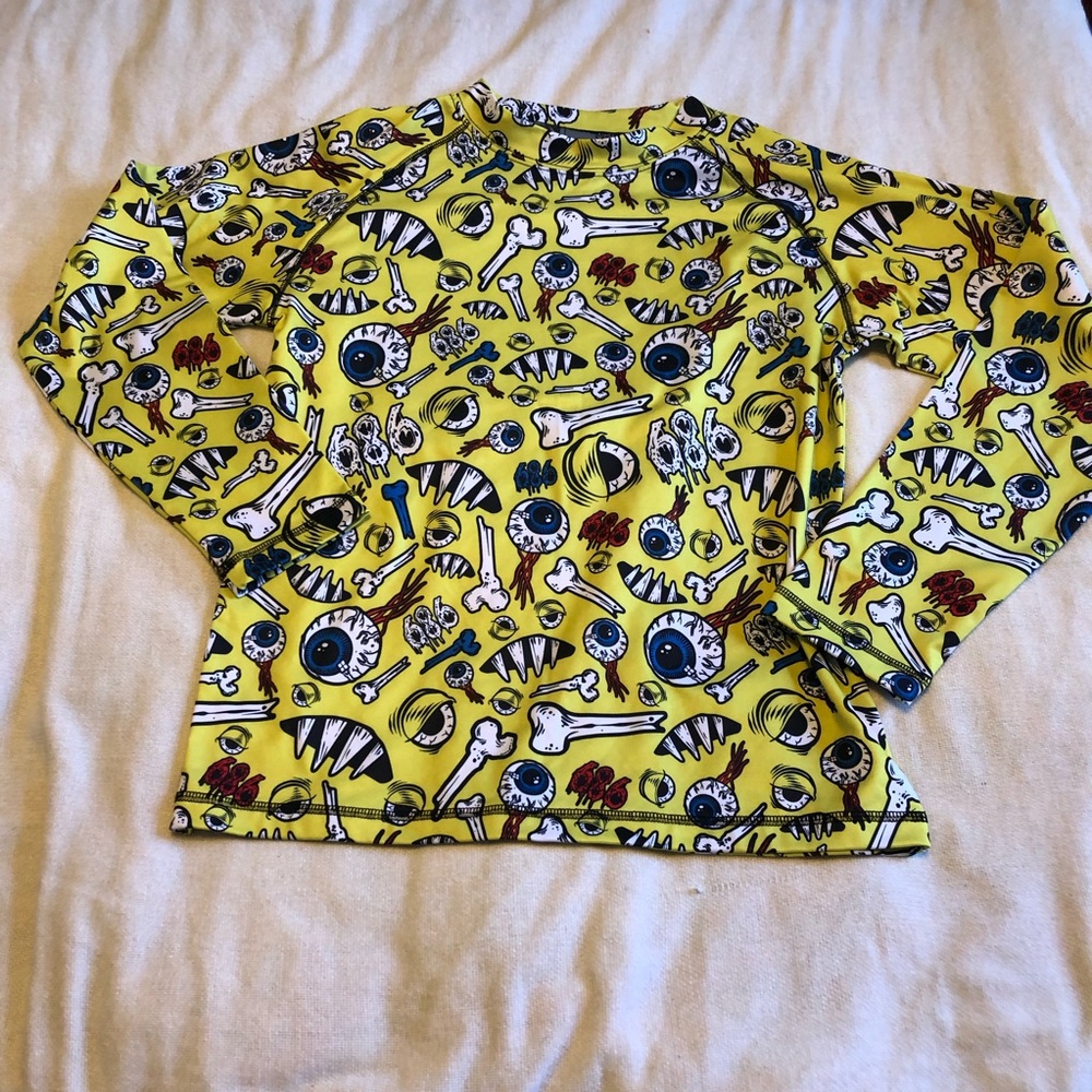 Boys 686 snaggletooth base layer top size XL